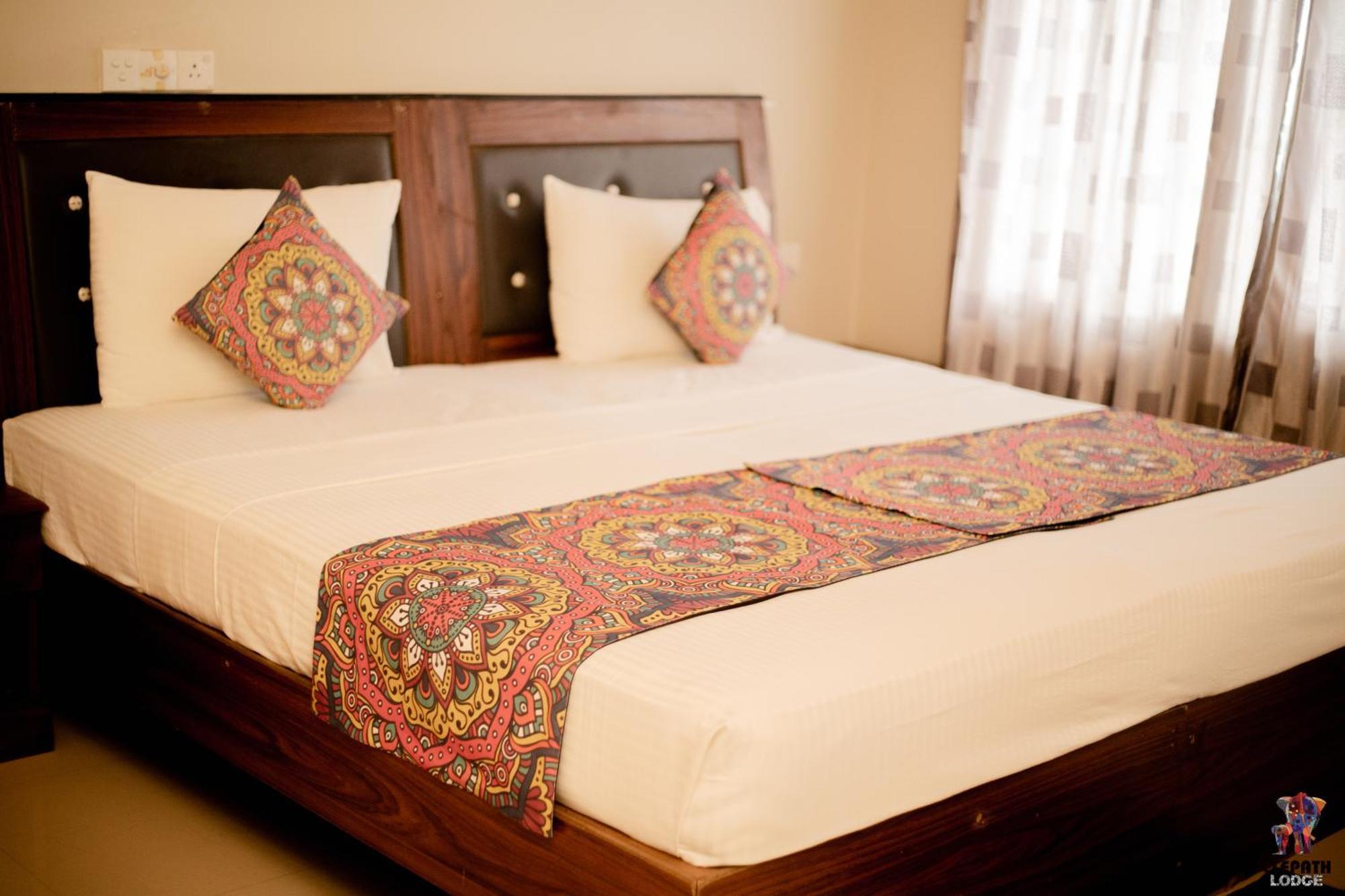 Elepath Lodge- Pinnawala Pinnawala  Luaran gambar