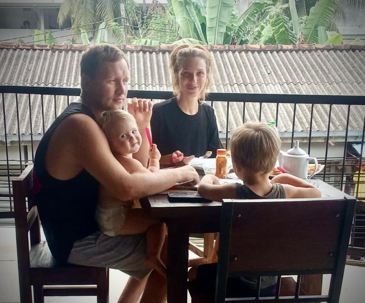 Elepath Lodge- Pinnawala Pinnawala  Luaran gambar