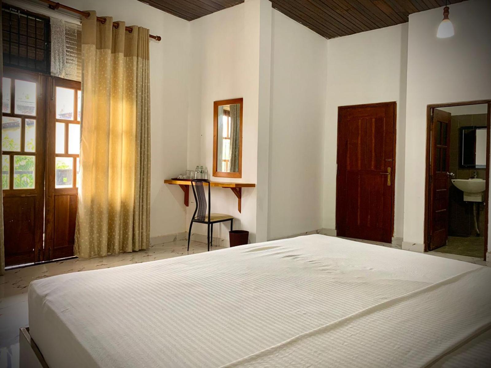 Elepath Lodge- Pinnawala Pinnawala  Luaran gambar
